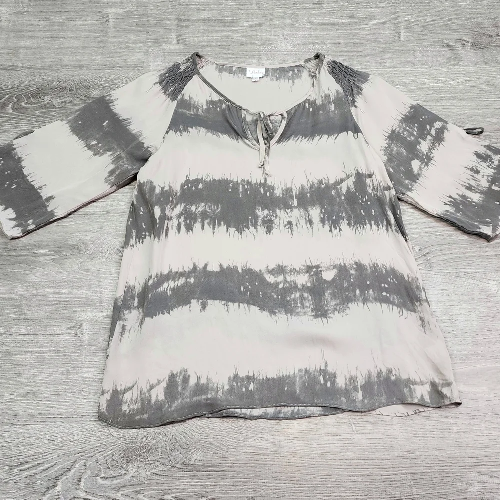 PARKER Silk Beige Green Short Sleeve Top Keyhole Blouse Size Large - Picture 3 of 12